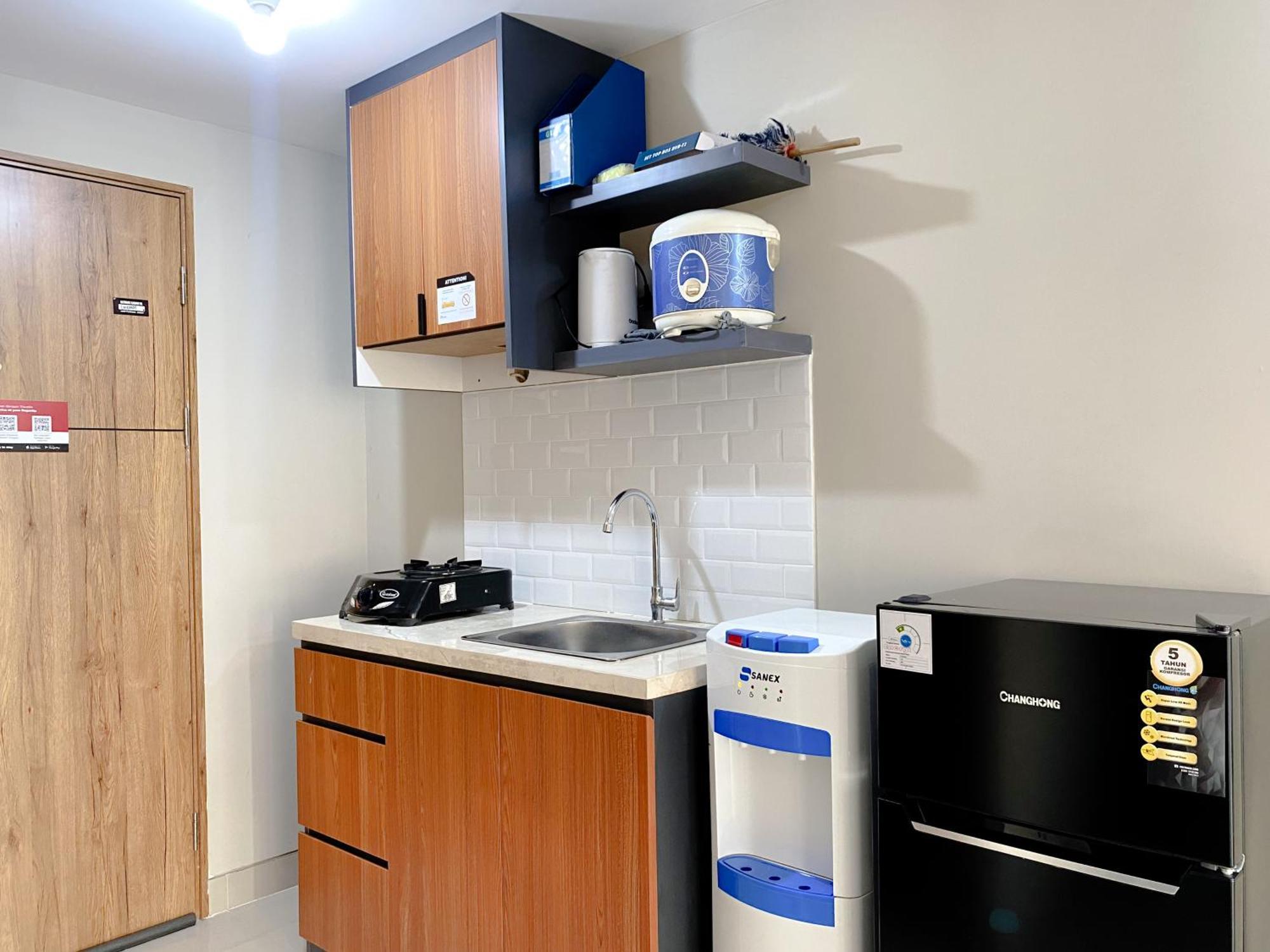 Apartemen Homey And Minimalist Gateway Park Lrt By Travelio